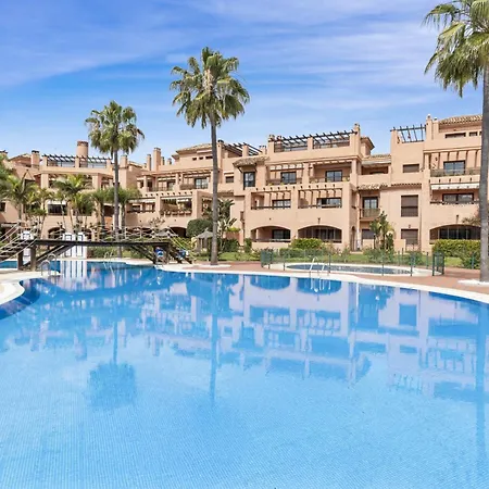 Hacienda Del Sol Apartment Estepona